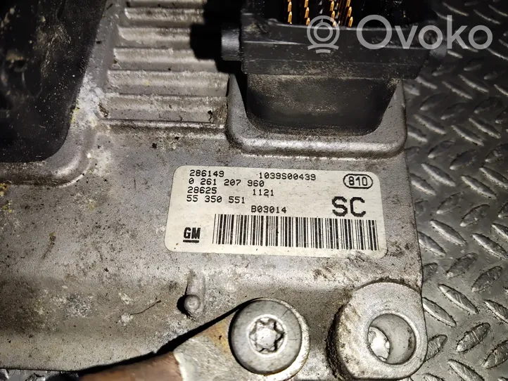 Opel Corsa C Sterownik / Moduł ECU 55350551