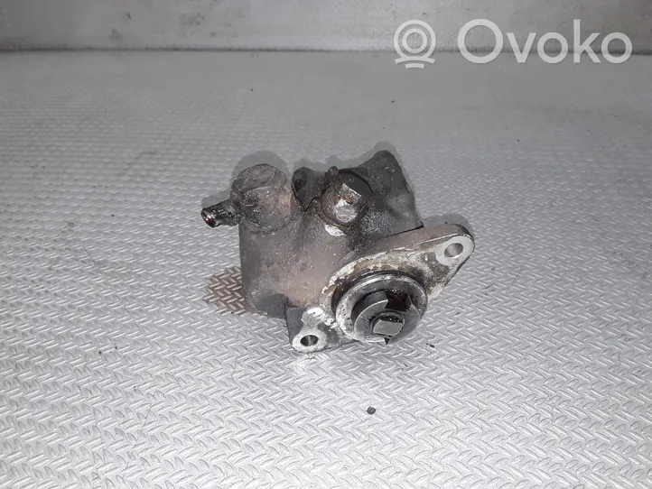 Renault Master II Pompe de direction assistée 7700300535