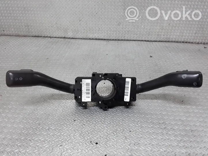 Audi A2 Pyyhkimen/suuntavilkun vipukytkin 8L0953513G