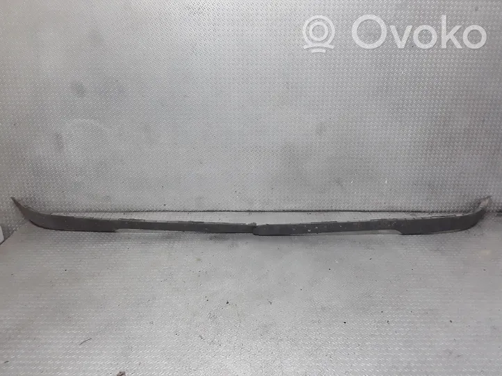 Opel Meriva A Borde del parachoques delantero 93296814