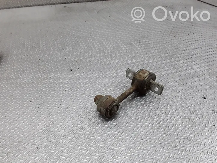 Audi A4 S4 B7 8E 8H Galinė stabilizatoriaus traukė 