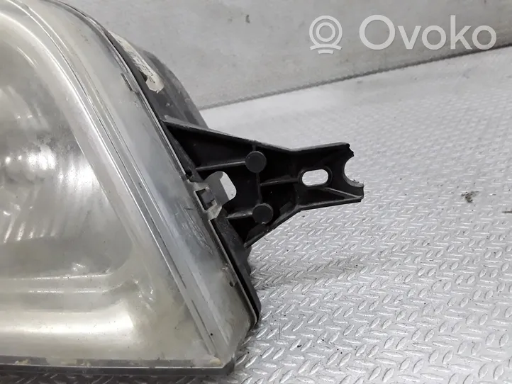 Citroen Jumper Lampa przednia 1337815080