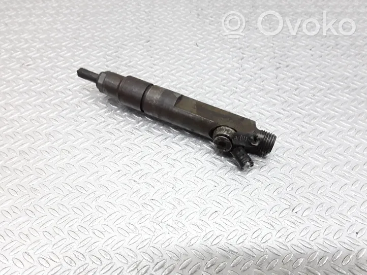 Volvo 850 Fuel injector 046130201F