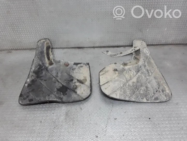 Opel Frontera A Front mudguard 