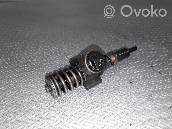 Dodge Journey Injecteur de carburant 03G130073B