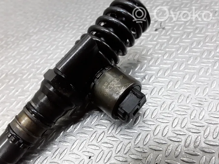 Dodge Journey Injecteur de carburant 03G130073B