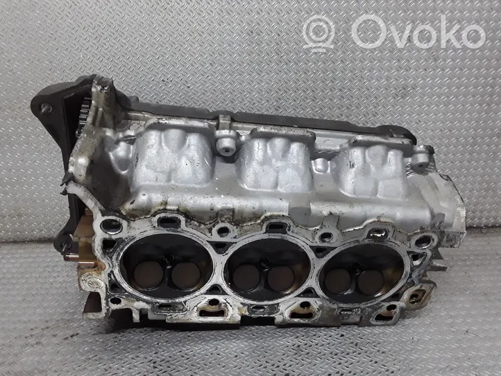Ford Maverick Engine head RF3L8E6090BB