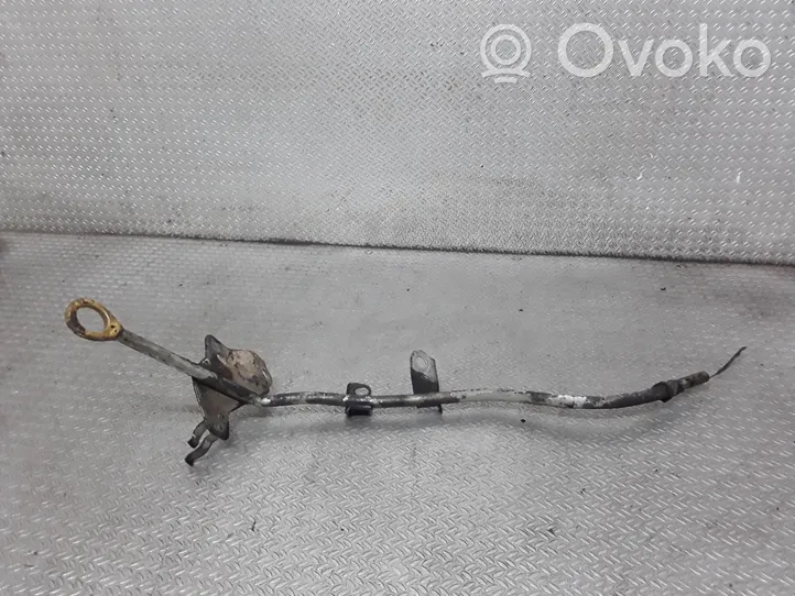 Toyota Avensis T250 Oil level dip stick 