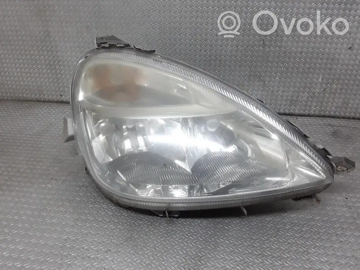 Mercedes-Benz A W168 Lampa przednia A1688201861