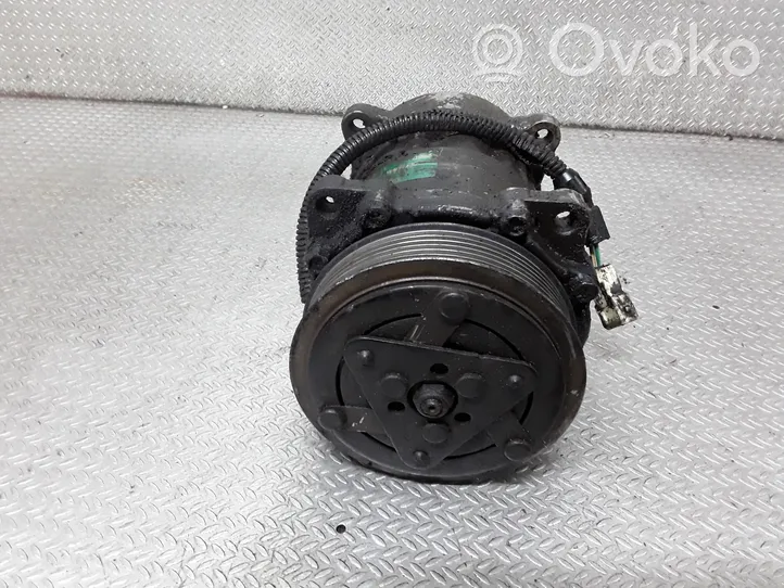 Peugeot 806 Compresor (bomba) del aire acondicionado (A/C)) 9640486480