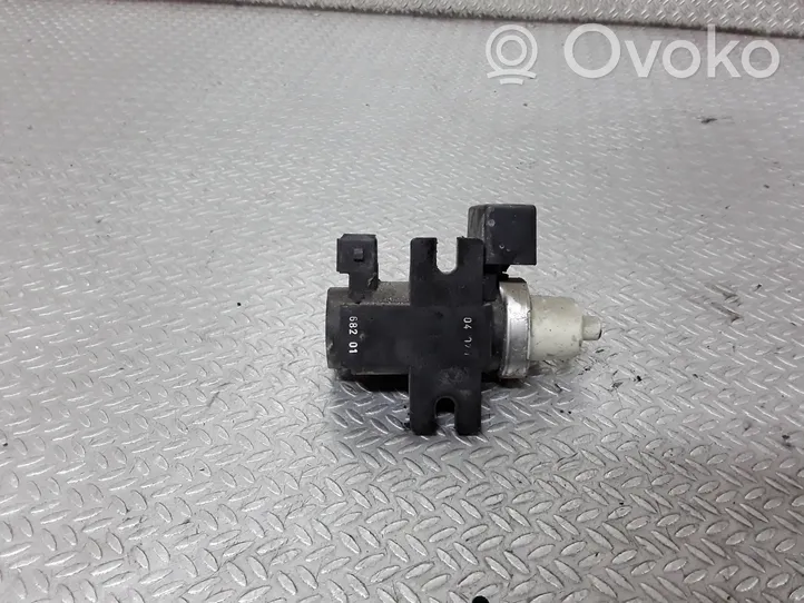 Opel Astra G Turboahtimen magneettiventtiili 72190339