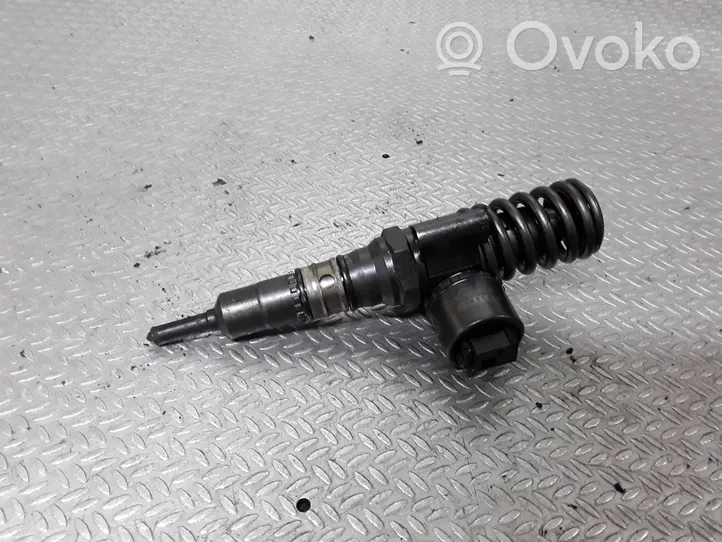 Audi A4 S4 B7 8E 8H Injecteur de carburant 03G130073G