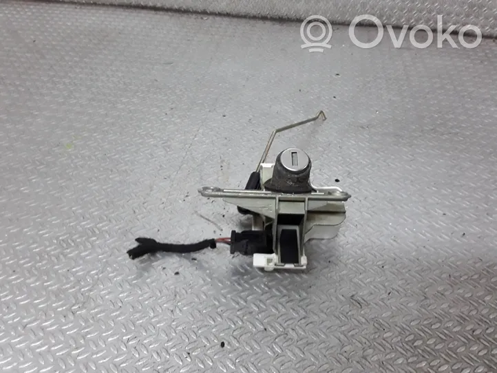 Audi A3 S3 8L Blocco/chiusura/serratura del portellone posteriore/bagagliaio 8D9827573A