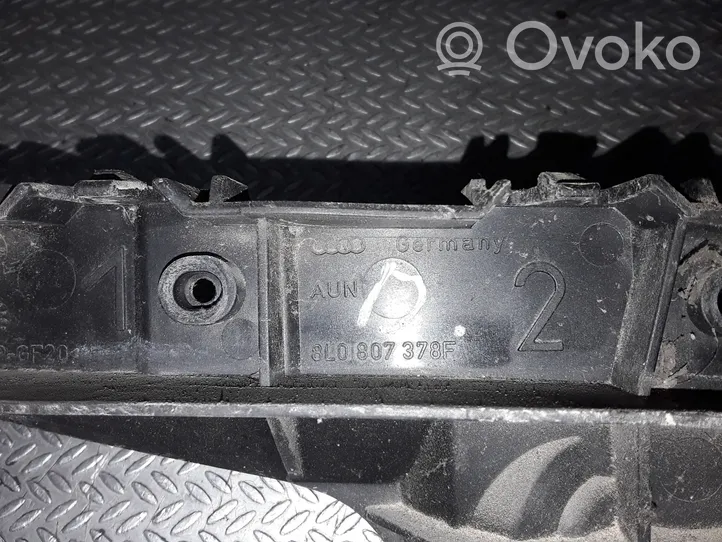 Audi A3 S3 8L Staffa di rinforzo montaggio del paraurti posteriore 8L0807378F