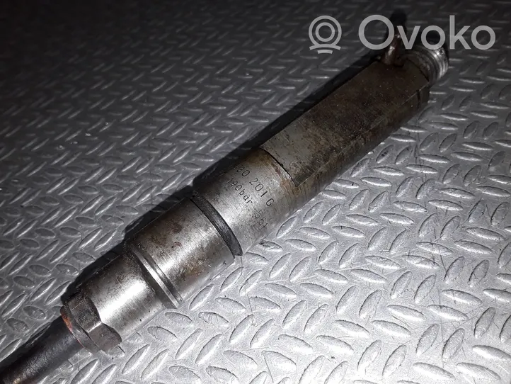 Volkswagen Sharan Injecteur de carburant 028130201G