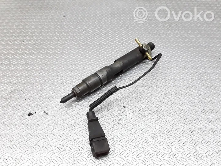 Volkswagen Sharan Injecteur de carburant 038130201F