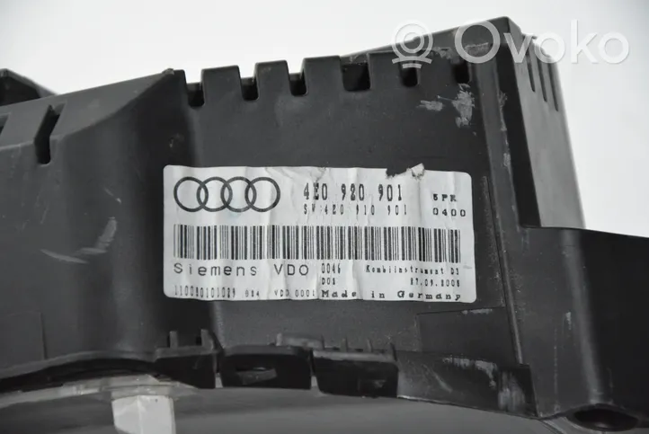 Audi A8 S8 D3 4E Tachimetro (quadro strumenti) 4E0920901