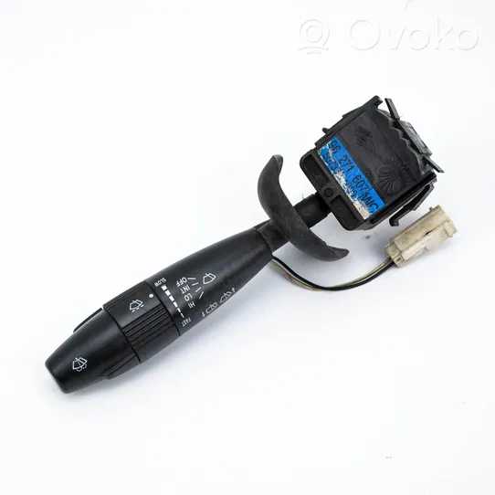 Daewoo Nubira Interruptor/palanca de limpiador de luz de giro 96271607