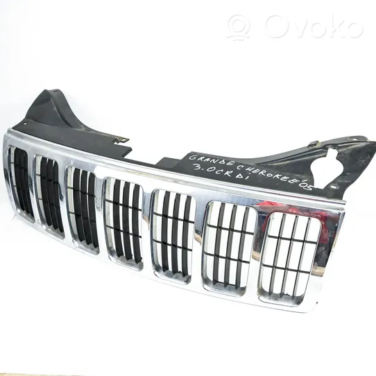 Jeep Grand Cherokee (WK) Grille calandre supérieure de pare-chocs avant 55156814AE