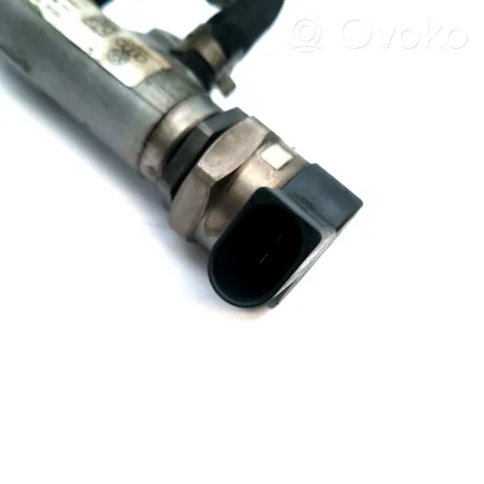 Audi A4 S4 B8 8K Inyector de combustible 03L130089Q