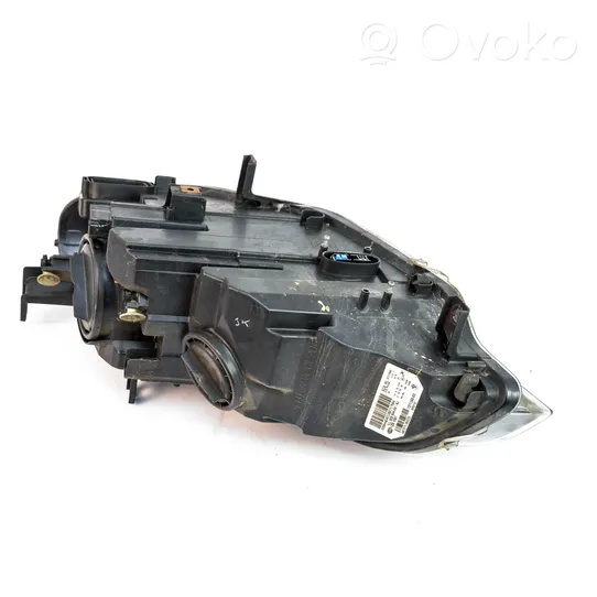 BMW X6 E71 Lampa przednia 7271360