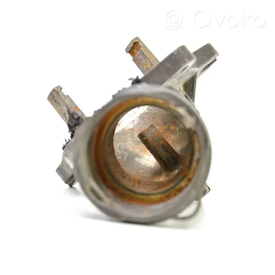 Mercedes-Benz ML W164 Boîtier de thermostat A6422000215