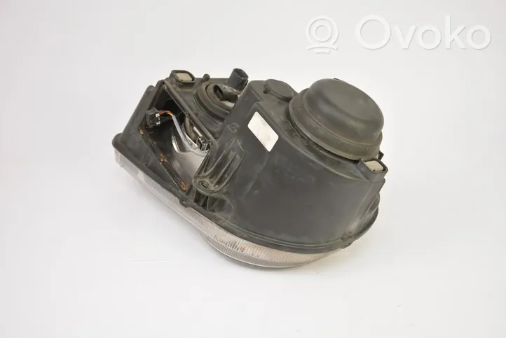 Chrysler 300 - 300C Phare frontale 4805760AF