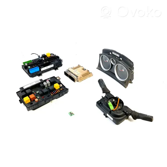 Opel Astra H Engine ECU kit and lock set 0281011668