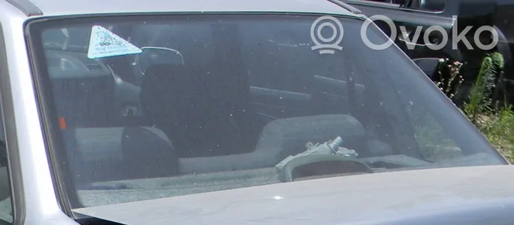 Daewoo Cielo Rear windscreen/windshield window 