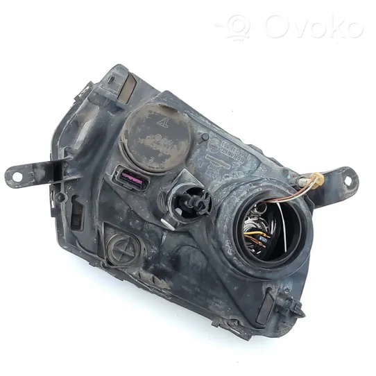 Dacia Duster Lampa przednia 1305236683