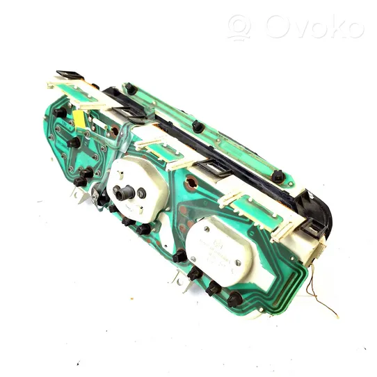 Dacia 1300 1310 1320 1325 1410 Tachimetro (quadro strumenti) 05136002