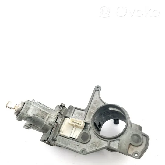 Opel Astra G Clé / carte de démarrage N0501881