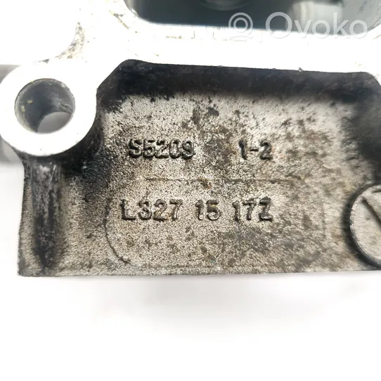 Mazda 6 Termostaatin kotelo (käytetyt) L32715172