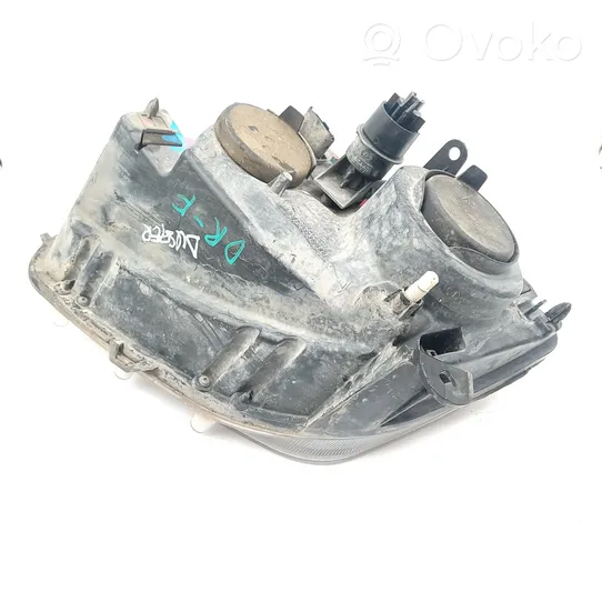 Dacia Duster Lampa przednia 1305236684