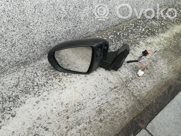 Peugeot 3008 II Front door electric wing mirror, 52.14 € RRR
