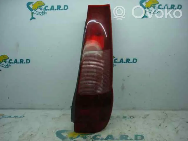 Fiat Punto (176) Luz trasera/de freno 0007730722