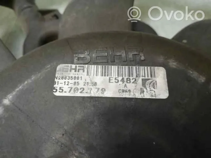 Fiat Grande Punto Elektrinis radiatorių ventiliatorius 55702779