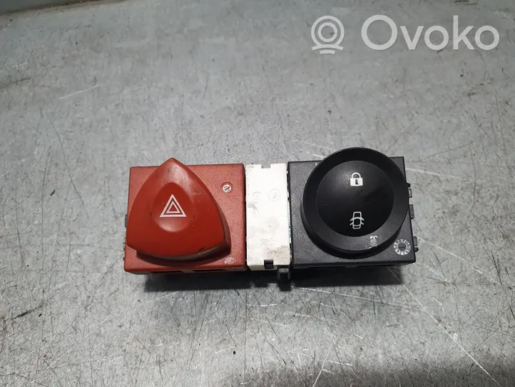 Renault Megane II Other switches/knobs/shifts 8200407415
