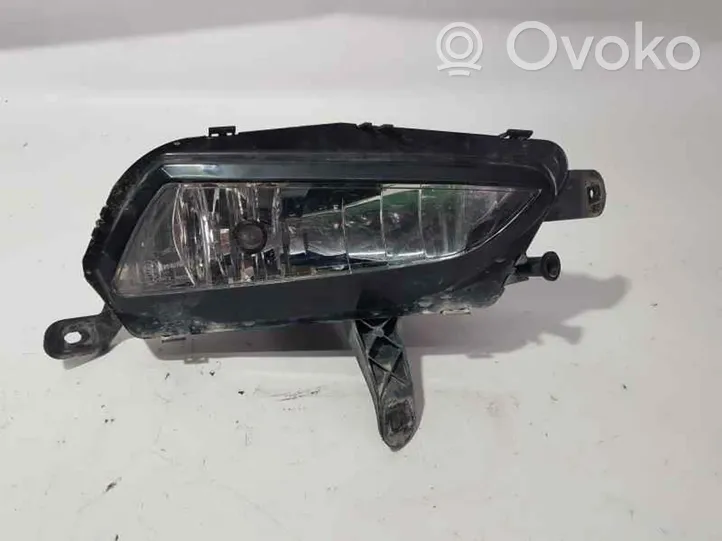 Opel Astra K Feu antibrouillard avant 39098908