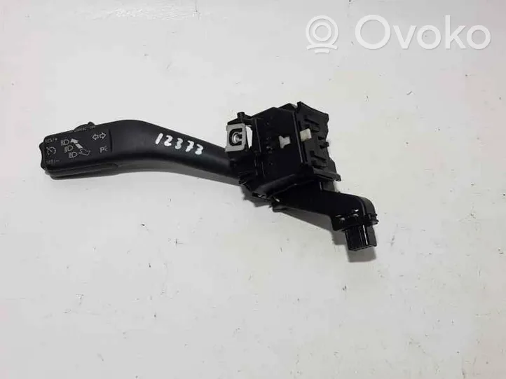 Seat Altea Manetka / Przełącznik kierunkowskazów 1K0953513G