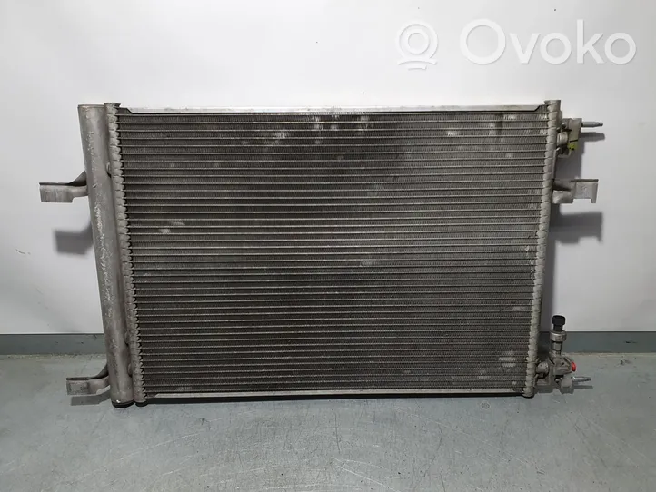 Opel Astra J Jäähdyttimen lauhdutin (A/C) 13267648