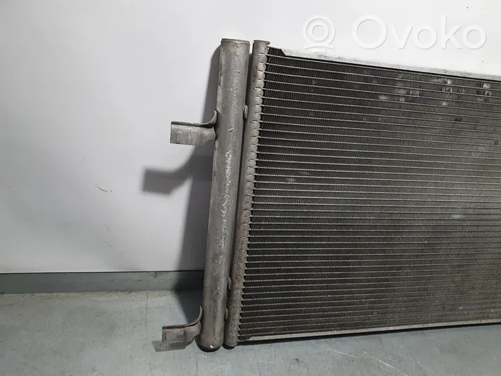 Opel Astra J Jäähdyttimen lauhdutin (A/C) 13267648