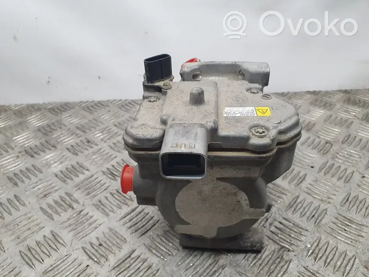 Toyota Auris E180 Compressore aria condizionata (A/C) (pompa) 0422001330