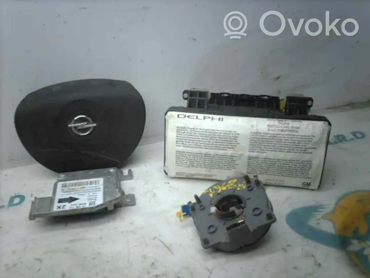 Opel Meriva A Juego de airbag con panel 