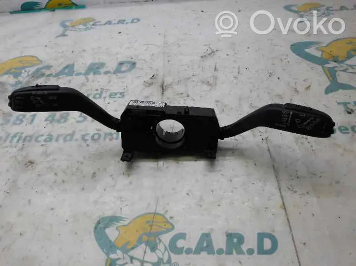 Seat Ibiza IV (6J,6P) Interruptor/palanca de limpiador de luz de giro 