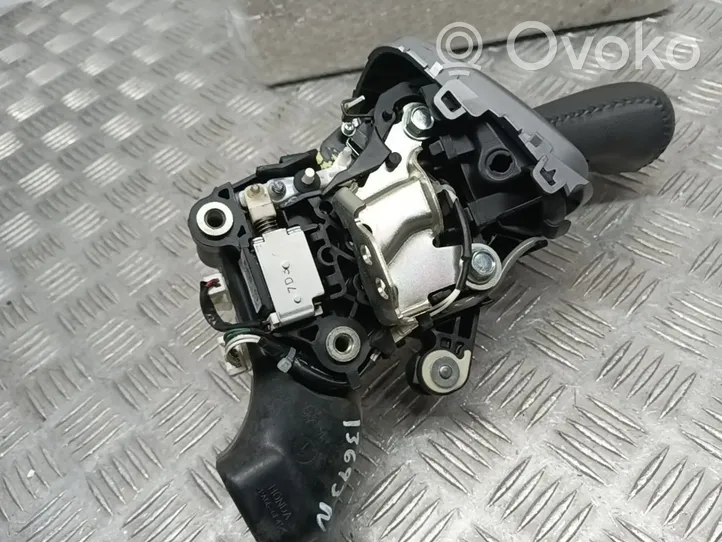 Honda CR-V Lewarek zmiany biegów / górny SWWG700