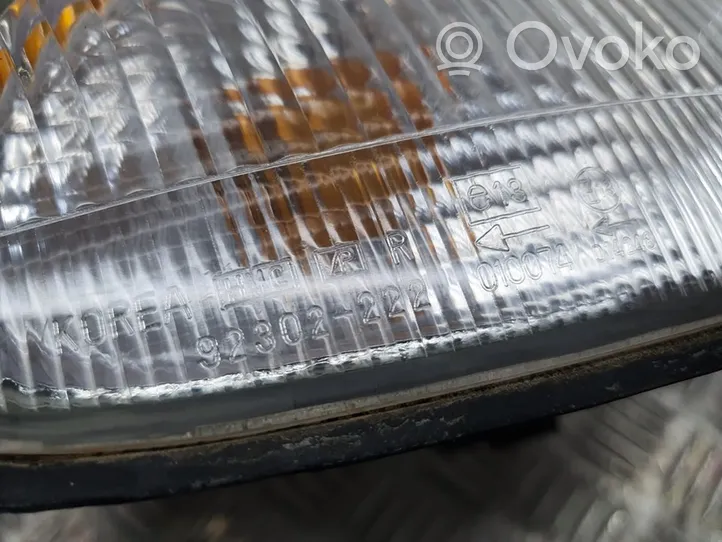 Hyundai Accent Headlight/headlamp 92302222