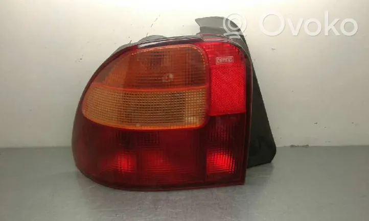 Rover 600 Задний фонарь в кузове 