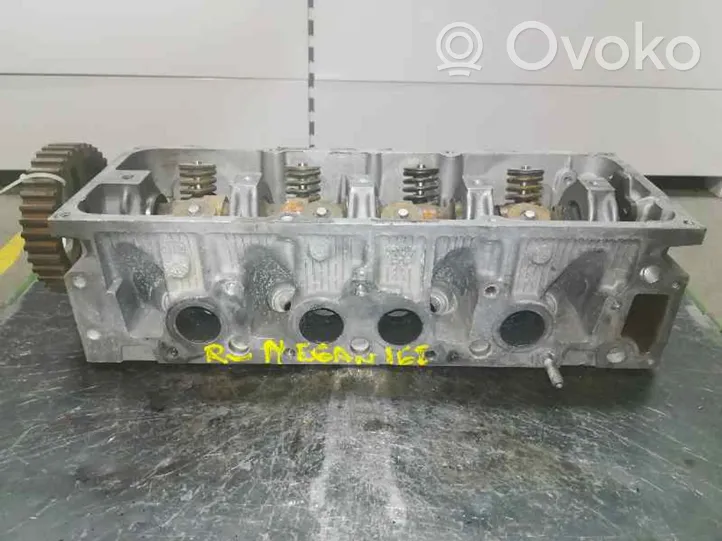 Renault Megane I Culasse moteur 0142