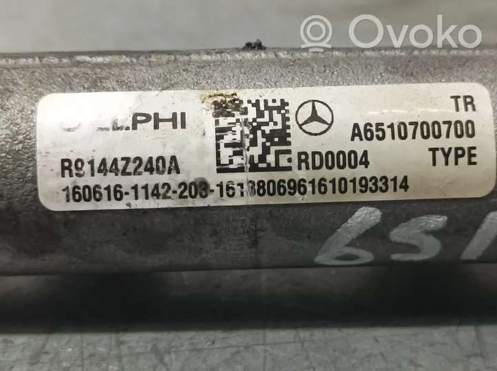 Mercedes-Benz C W205 Kraftstoffverteiler Einspritzleiste Verteilerrohr A6510700700